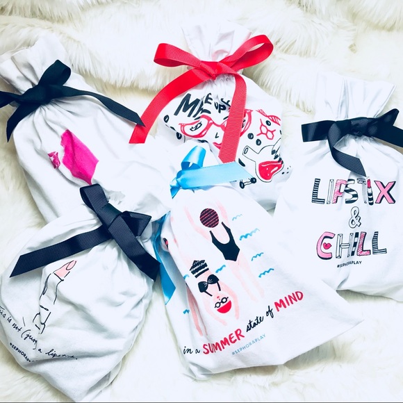 Makeup / beauty mystery surprise assorted bag box - Picture 2 of 3